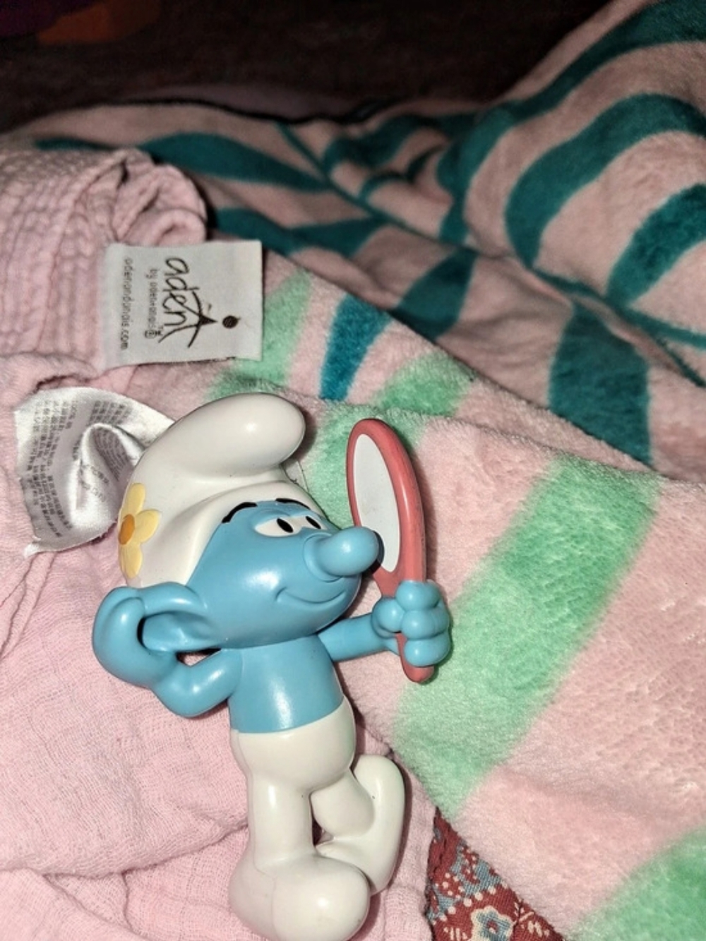 Schleich Vanity Smurf Figure with Mirror and Comb